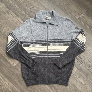 4 Wheel Drive | Vintage Grey 100% Acrylic Made in Canada Zip Up Sweater Size L